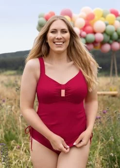 Badeanzug St. Tropez Cup B - K 9112-3-brombeer